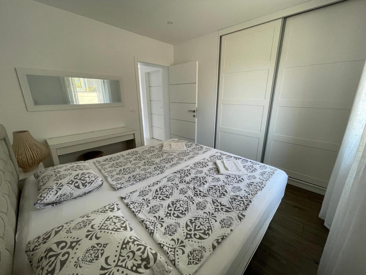 Vila Softic Azra Umag Exteriör bild