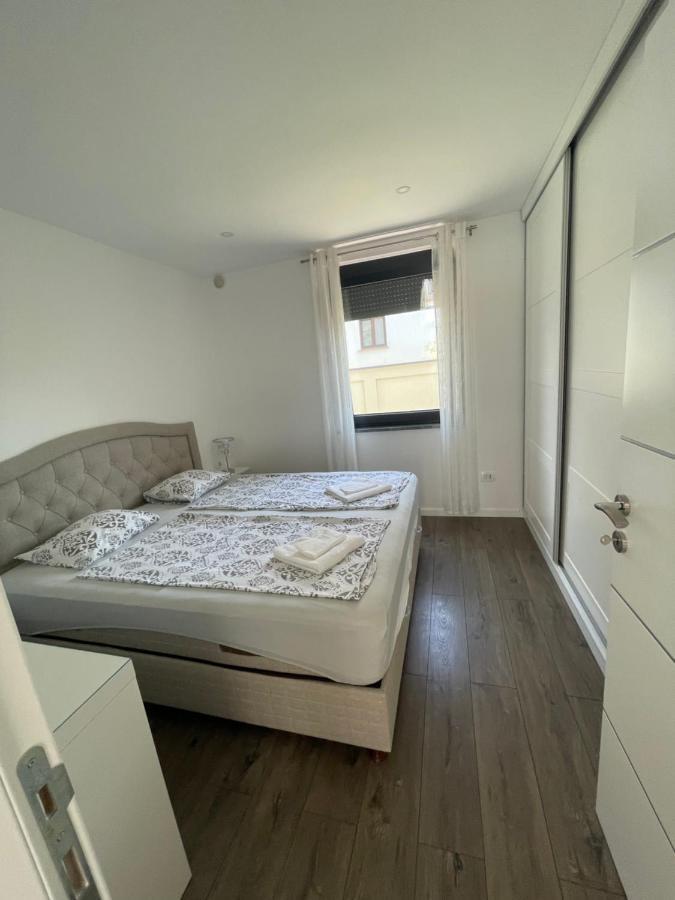 Vila Softic Azra Umag Exteriör bild